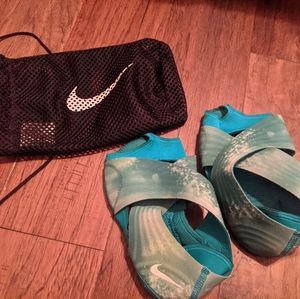 Nike yoga slings